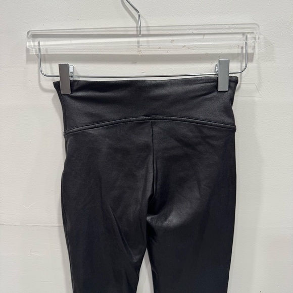 Spanx Black Shiny Faux Leather Leggings Small - Picture 7 of 7